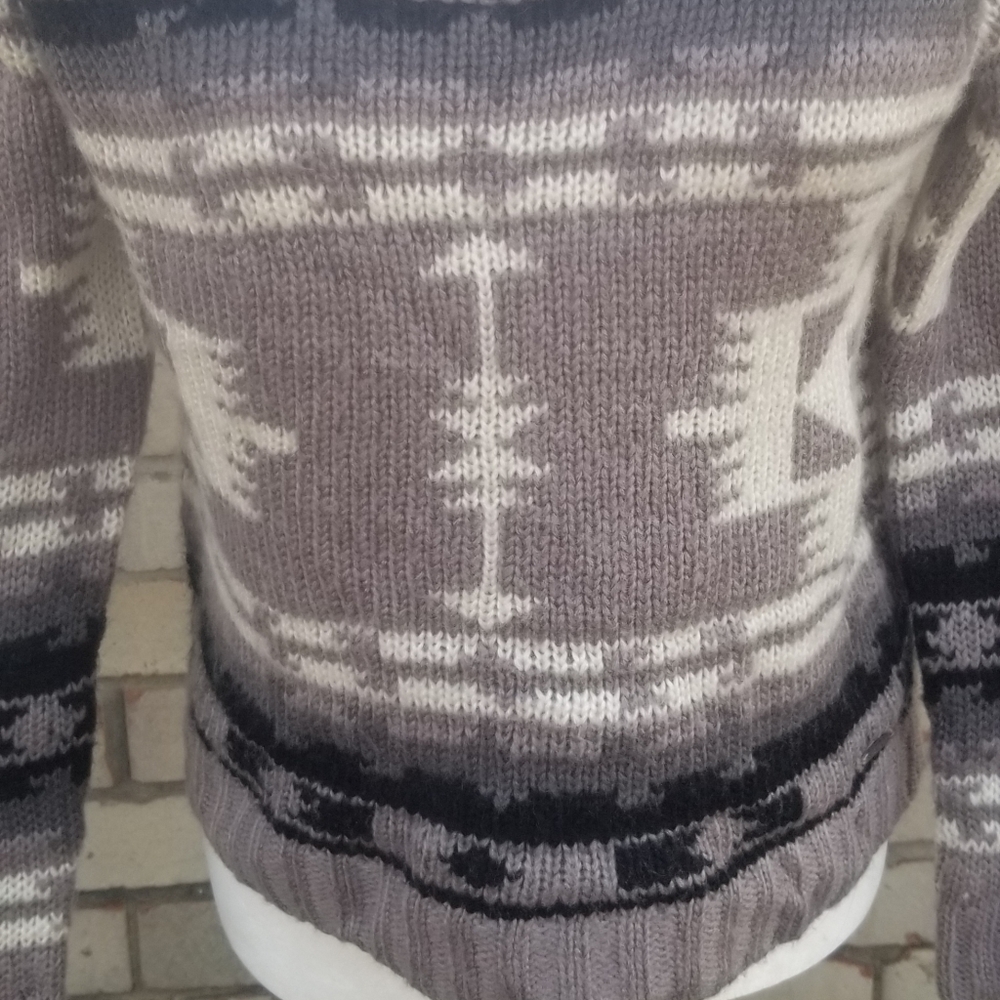 Roxy Aztec Print Crew Neck Sweater - Picture 2 of 7